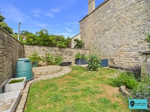 Garden - click for photo gallery